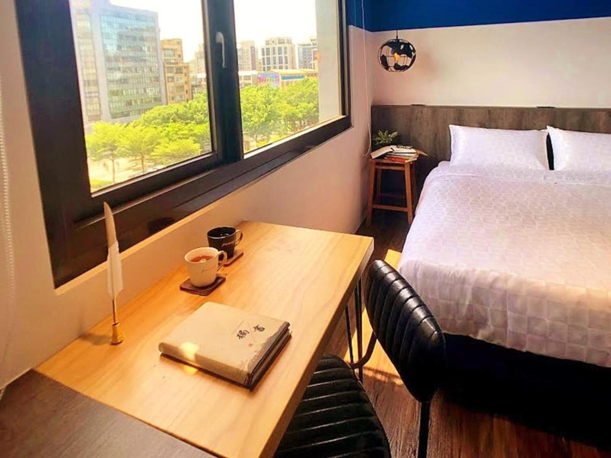 Journey Town Inn Тайпей Екстериор снимка
