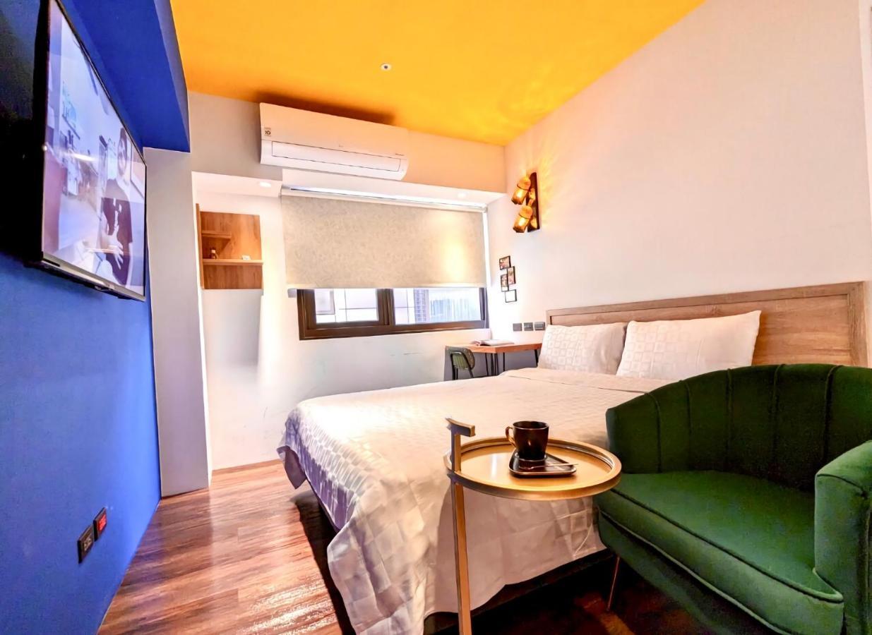 Journey Town Inn Тайпей Екстериор снимка